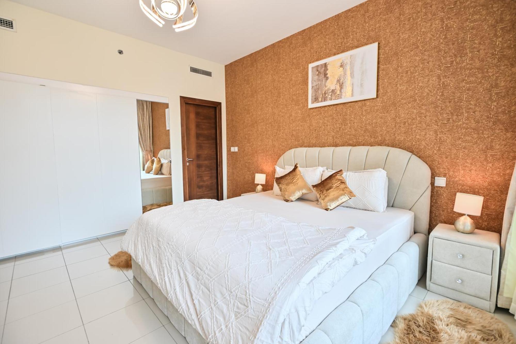 Апартаменты Luxury 1bhk With Marina Views Near Jbr